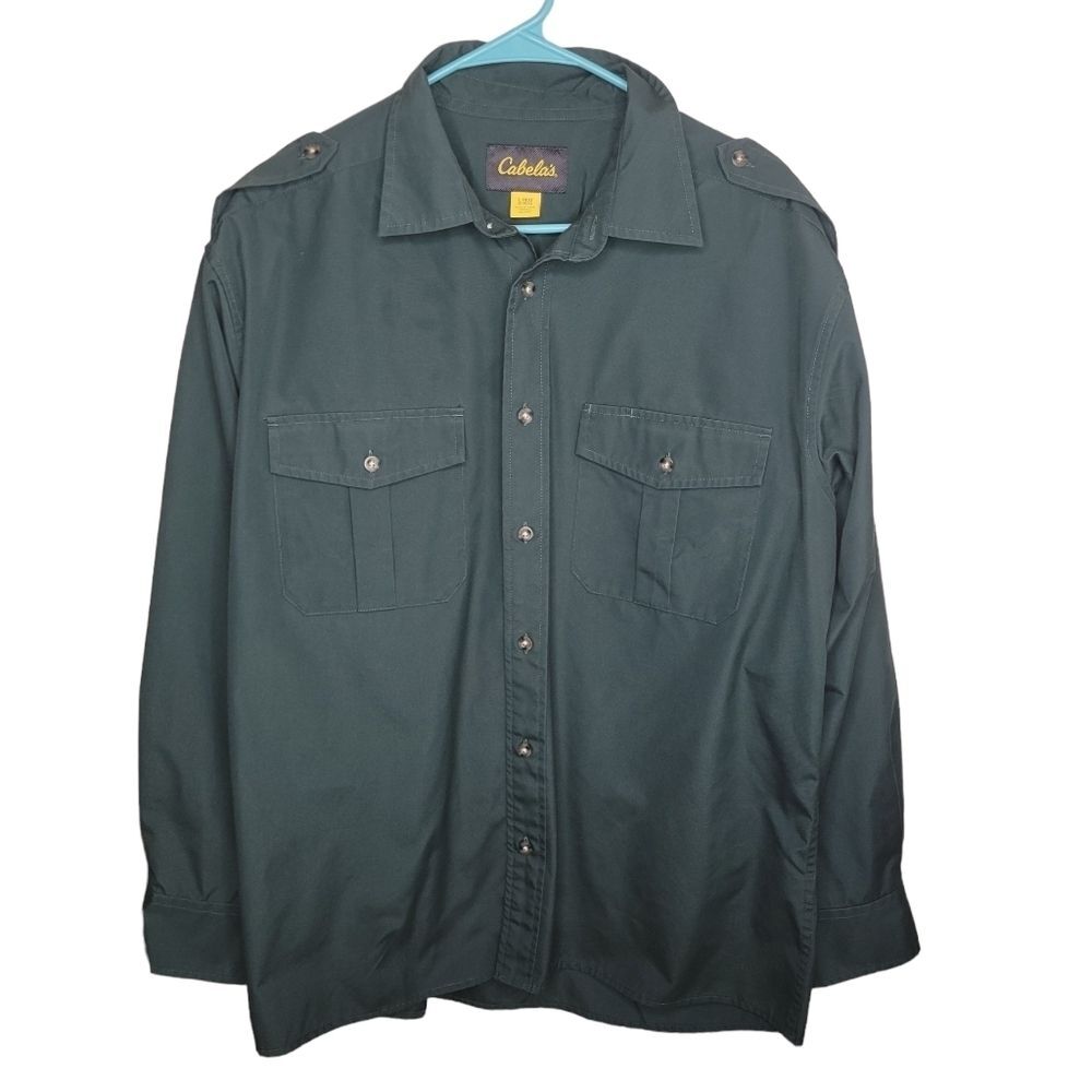 Cabelas Men's button-up collared shirt size Large
